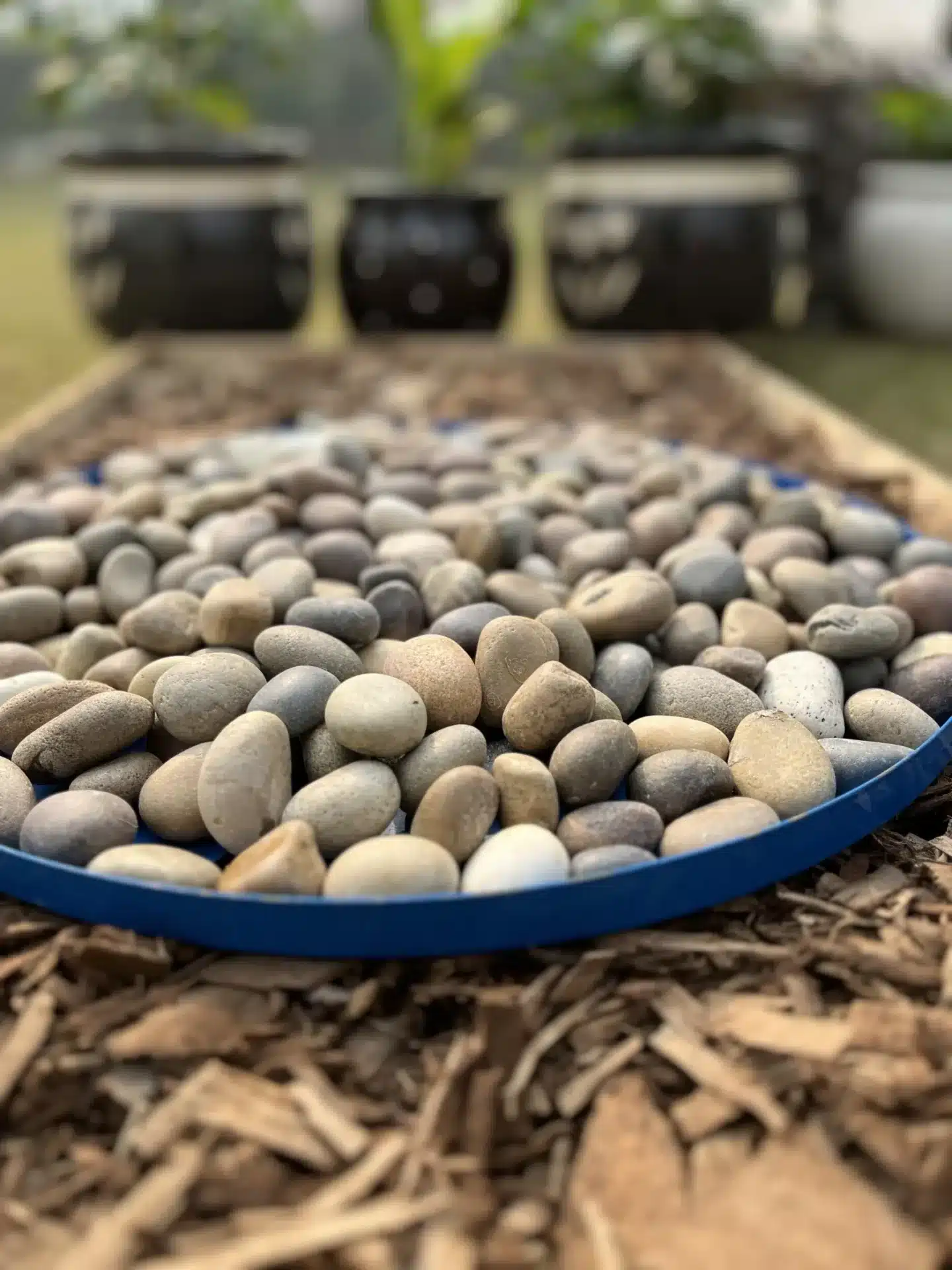MIXED COLOUR BEACH PEBBLES
