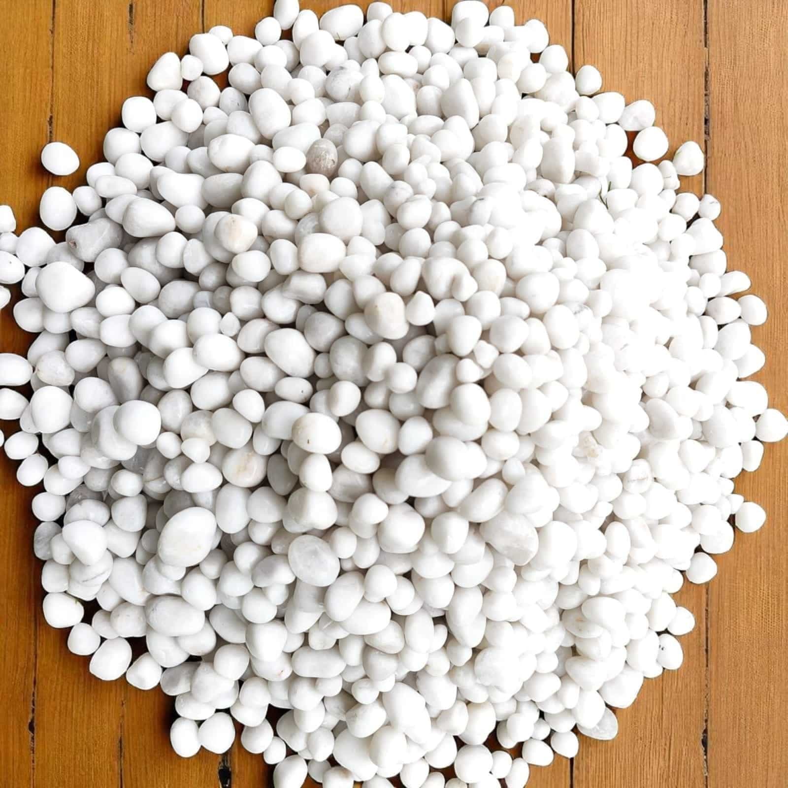 White Pebbles Polished  10-20 mm